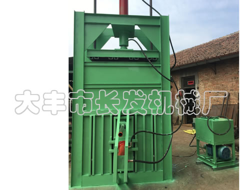 打包机（后面）