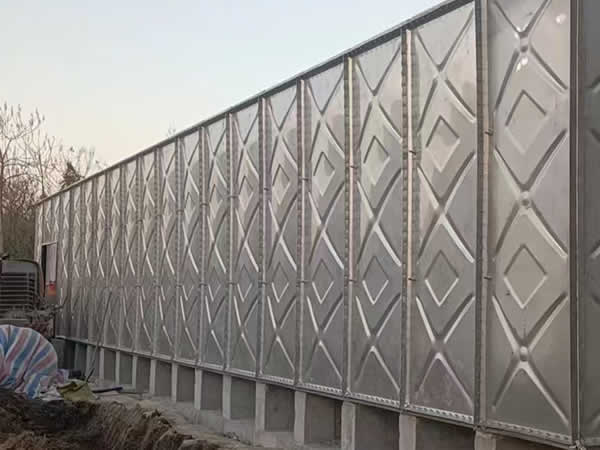 双向弧肋型超刚度大模块抗浮水箱_09