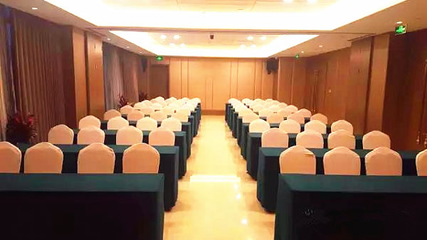1480576803311.jpg 会议室.jpg
